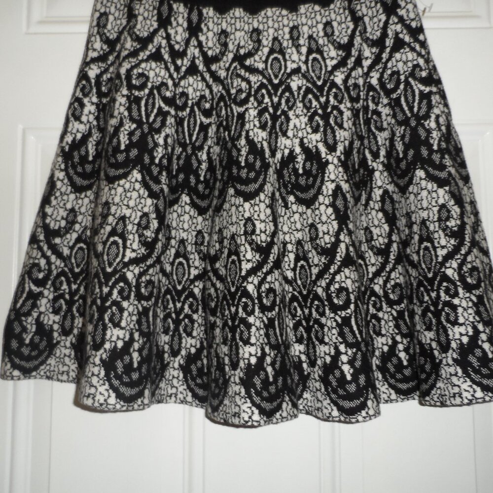 Cynthia Rowley knit lace print stretchy skirt - Large